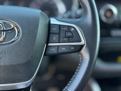 2023 Toyota Highlander L 7 Passenger | Turbocharged