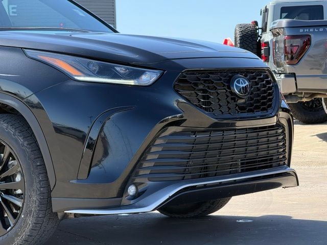 2023 Toyota Highlander L 7 Passenger | Turbocharged