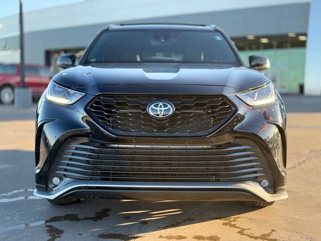 2024 Toyota Highlander XSE 7 Passenger