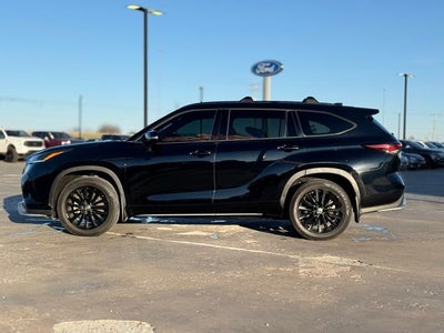 2024 Toyota Highlander XSE 7 Passenger