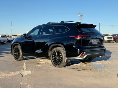 2024 Toyota Highlander XSE 7 Passenger