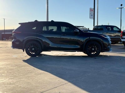 2024 Toyota Highlander XSE 7 Passenger