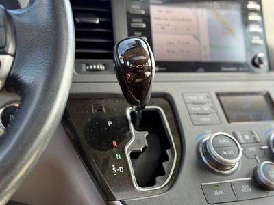 2020 Toyota Sienna XLE 8 Passenger