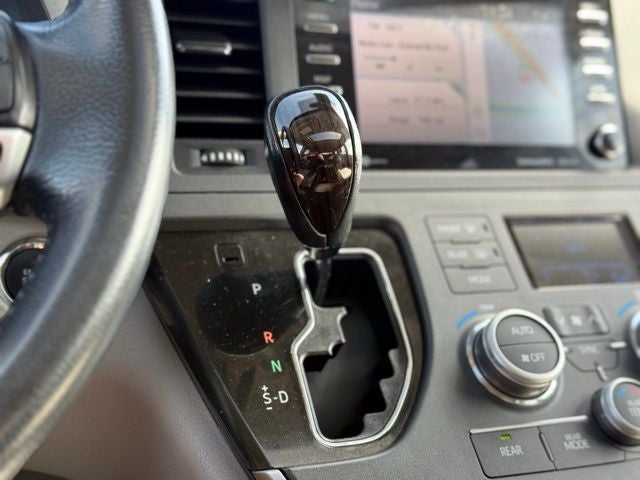 2020 Toyota Sienna XLE 8 Passenger