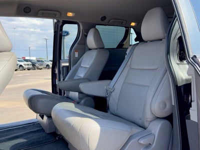 2019 Toyota Sienna XLE 8 Passenger