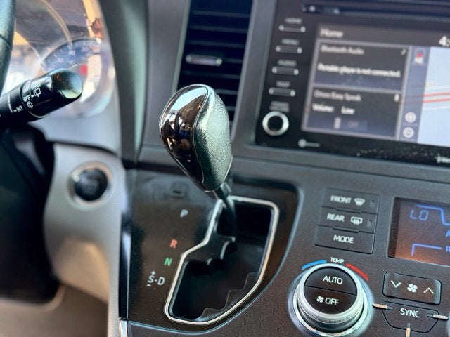 2019 Toyota Sienna XLE 8 Passenger