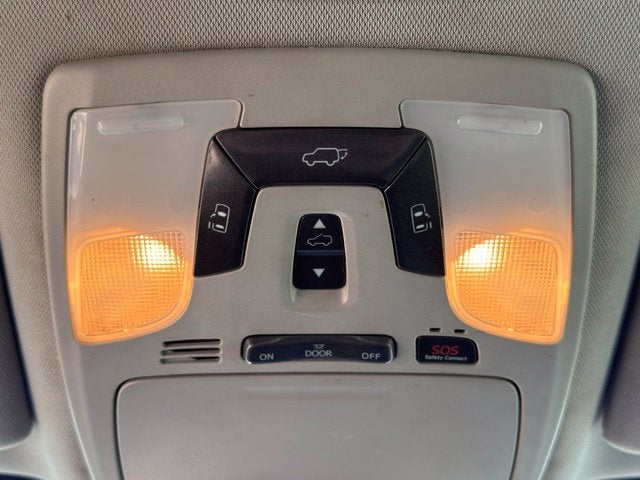 2019 Toyota Sienna XLE 8 Passenger