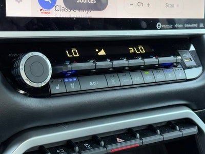 2022 Toyota Tundra Platinum