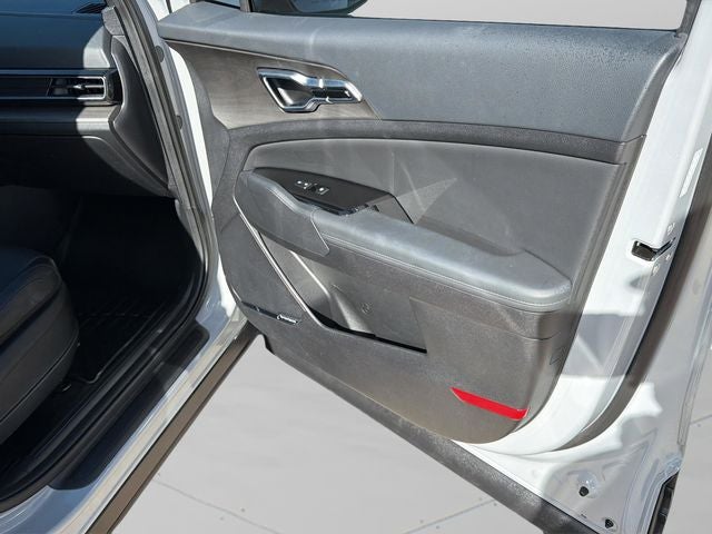 2024 Kia Sportage X-Pro AWD | Black Top Pkg