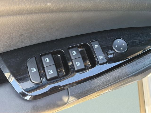 2024 Kia Sportage X-Pro AWD | Black Top Pkg