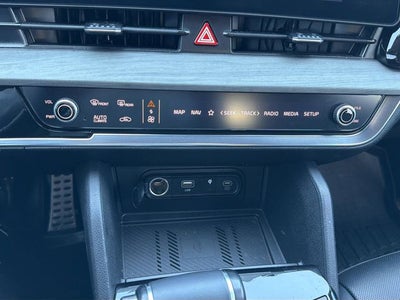 2024 Kia Sportage X-Pro AWD | Black Top Pkg
