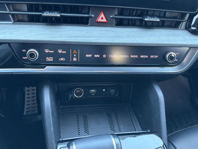2024 Kia Sportage X-Pro AWD | Black Top Pkg