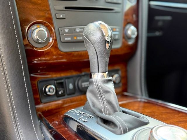 2017 INFINITI QX80 Base