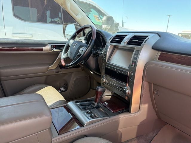 2015 Lexus GX 460 7 Passenger