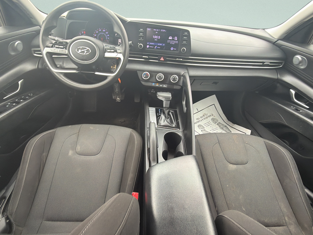 2021 Hyundai Elantra SE