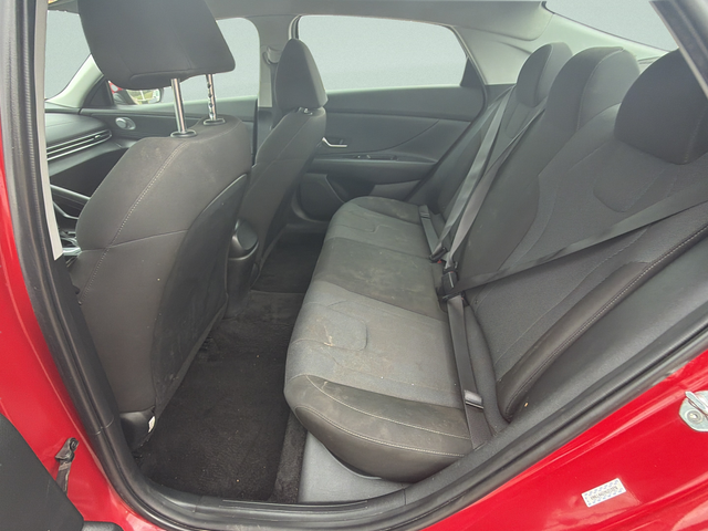 2021 Hyundai Elantra SE