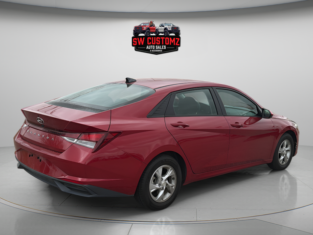 2021 Hyundai Elantra SE