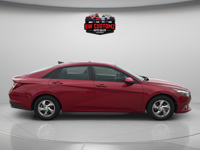 2021 Hyundai Elantra SE