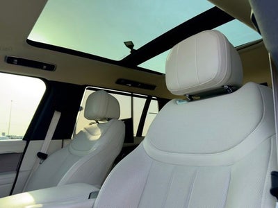 2023 Land Rover Range Rover SE P400 SE LWB
