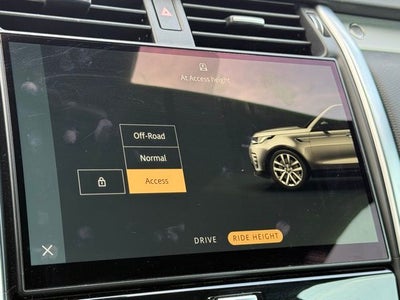 2023 Land Rover Discovery S R-Dynamic