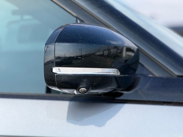 2023 Land Rover Discovery S R-Dynamic