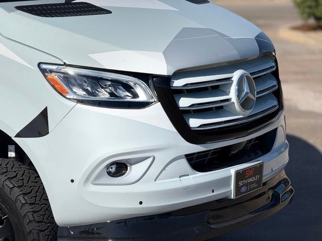 2025 Mercedes-Benz Sprinter 3500 Custom 170 WB High Roof