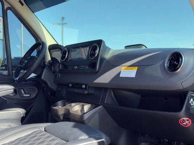 2025 Mercedes-Benz Sprinter 3500 Custom 170 WB High Roof