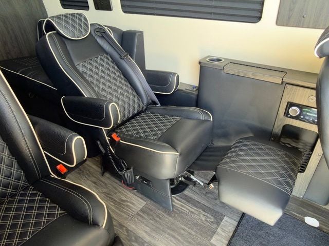 2025 Mercedes-Benz Sprinter 3500 Custom 170 WB High Roof