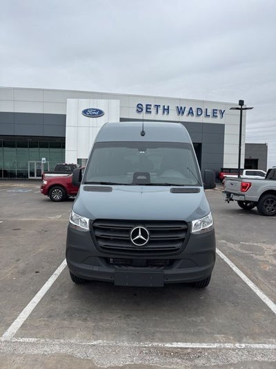 2025 Mercedes-Benz Sprinter 2500 Passenger 144 WB