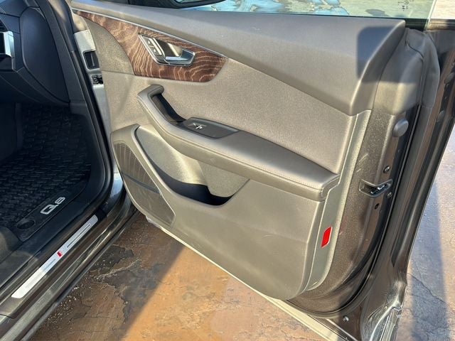 2023 Audi Q8 55 Premium Plus quattro