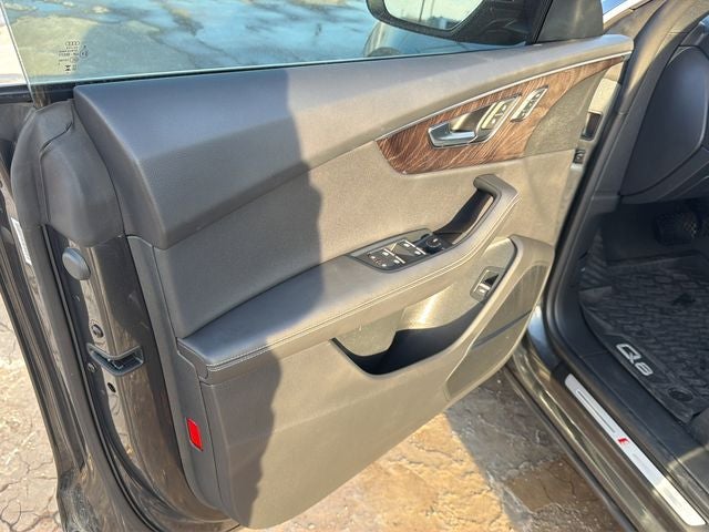 2023 Audi Q8 55 Premium Plus quattro