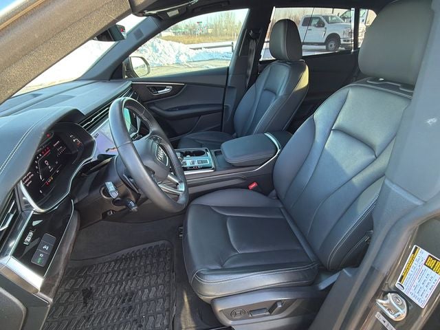 2023 Audi Q8 55 Premium Plus quattro
