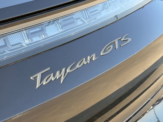 2022 Porsche Taycan GTS EV