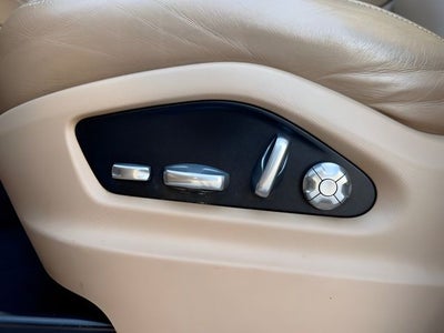 2020 Porsche Cayenne Base