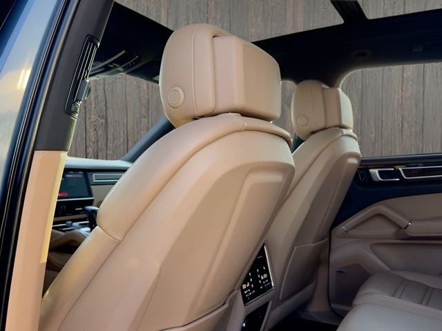 2020 Porsche Cayenne Base