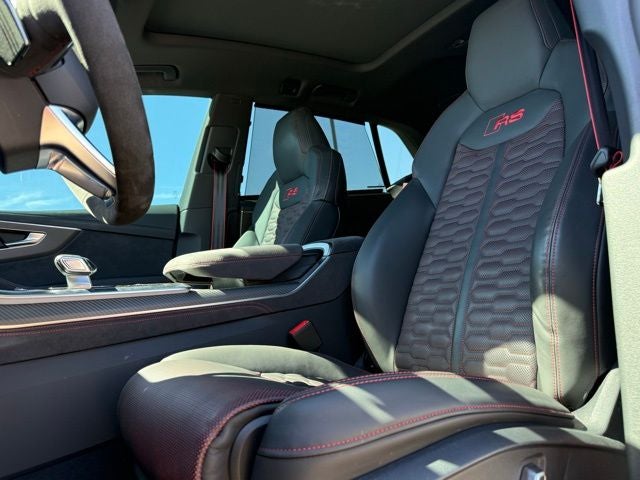 2025 Audi RS Q8 performance 4.0T quattro