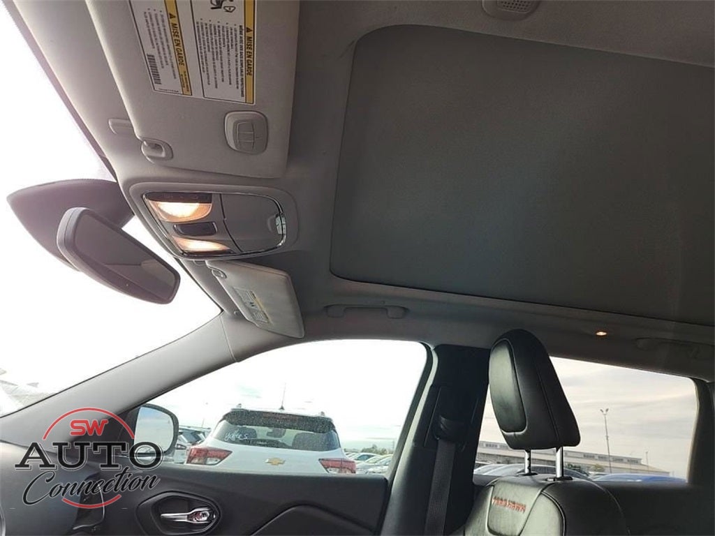 2020 Jeep Cherokee Trailhawk