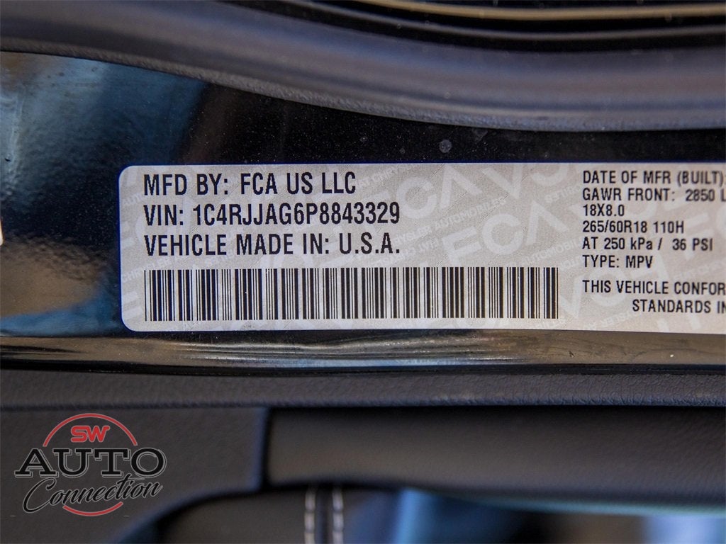 2023 Jeep Grand Cherokee L Laredo