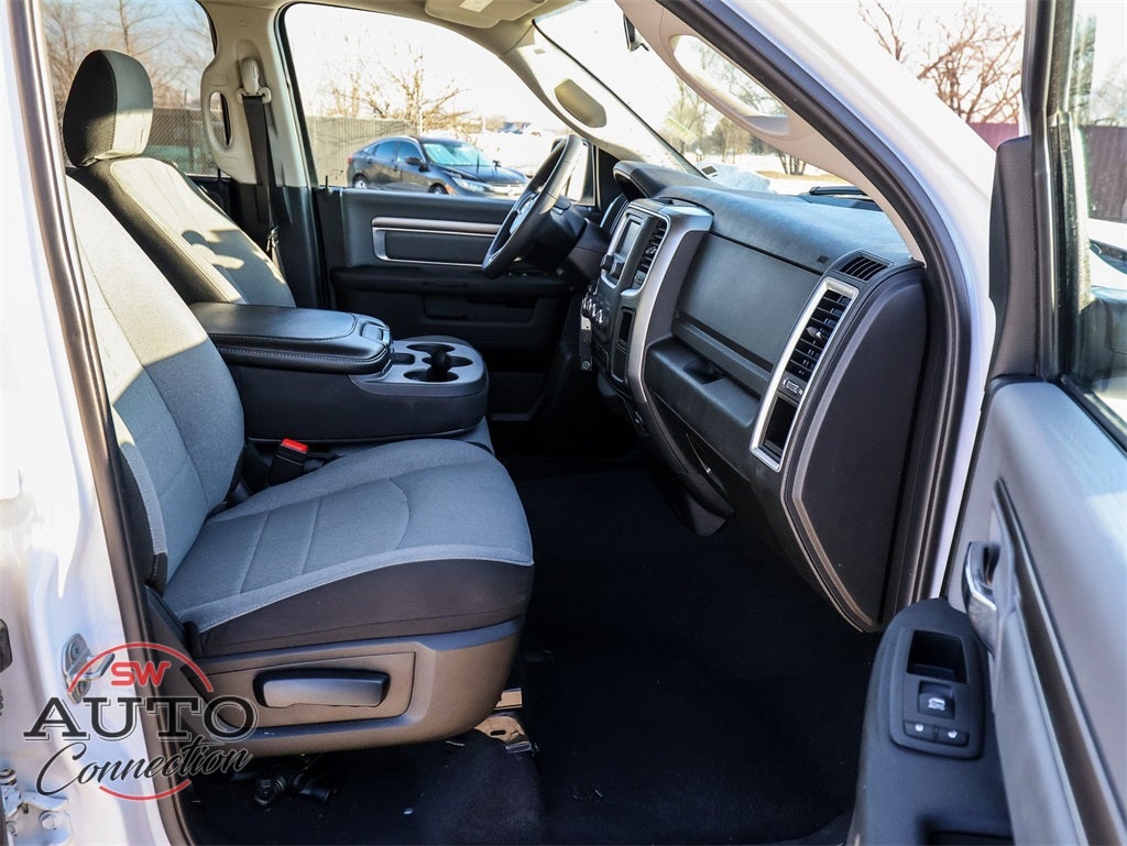 2024 RAM 1500 Classic SLT