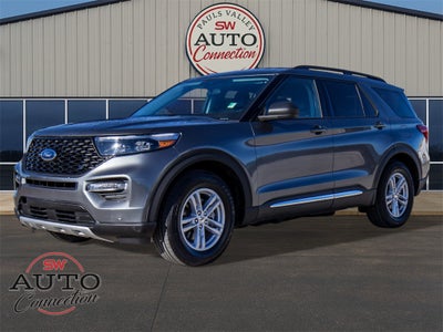 2024 Ford Explorer XLT