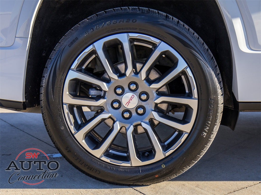 2021 GMC Acadia Denali