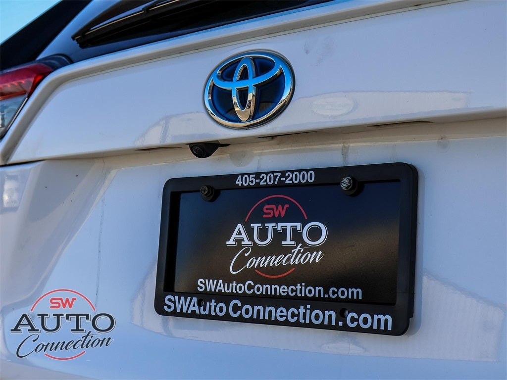 2022 Toyota RAV4 Hybrid LE