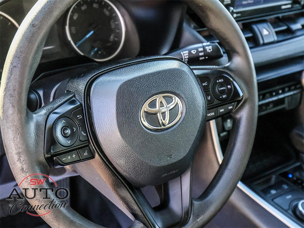 2022 Toyota RAV4 Hybrid LE