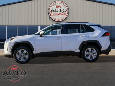 2022 Toyota RAV4 Hybrid LE