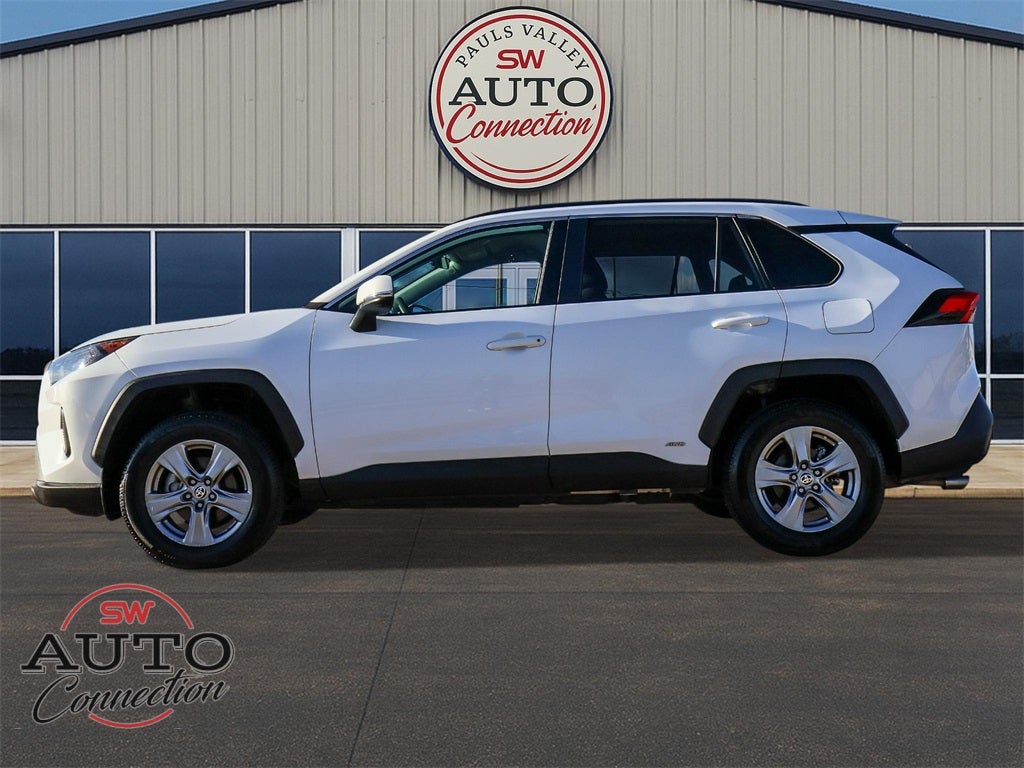 2022 Toyota RAV4 Hybrid LE