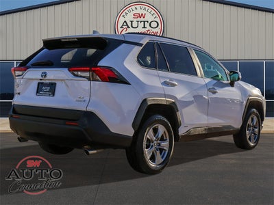 2022 Toyota RAV4 Hybrid LE