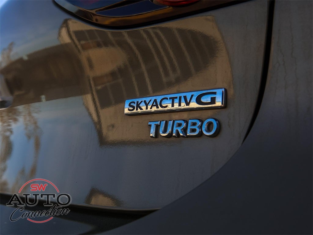 2024 Mazda Mazda3 2.5 Carbon Turbo