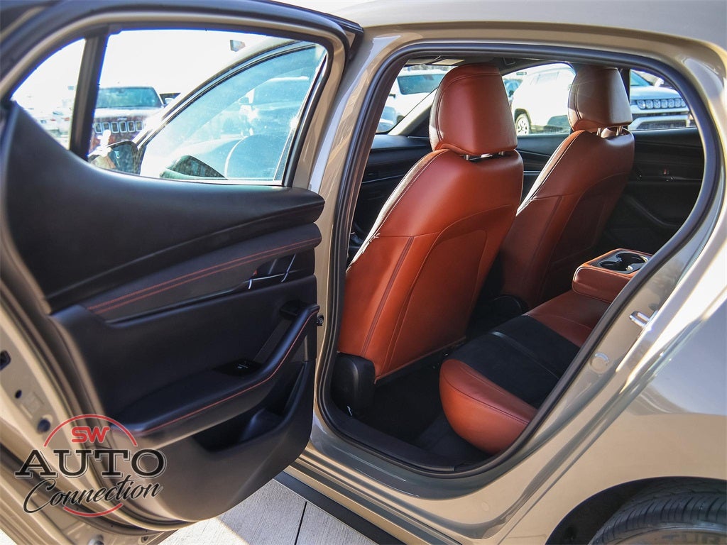 2024 Mazda Mazda3 2.5 Carbon Turbo