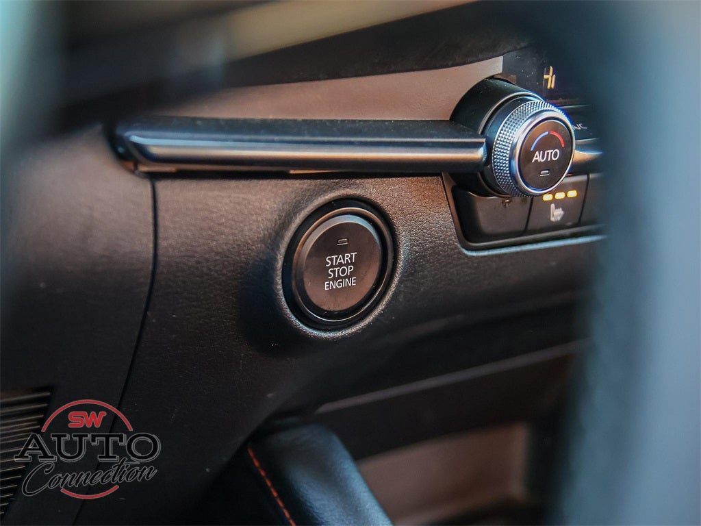2024 Mazda Mazda3 2.5 Carbon Turbo