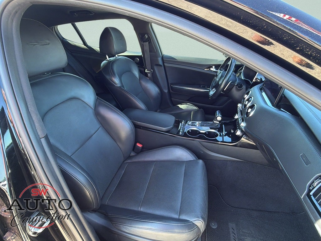 2022 Kia Stinger GT-Line